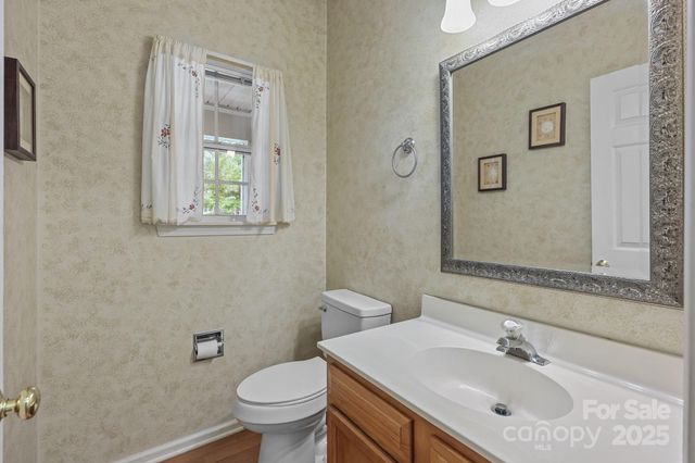 1656 Heather Glen Road, Kannapolis, NC 28081