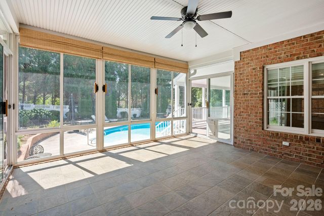 1851 29th Avenue Place NE, Hickory, NC 28601