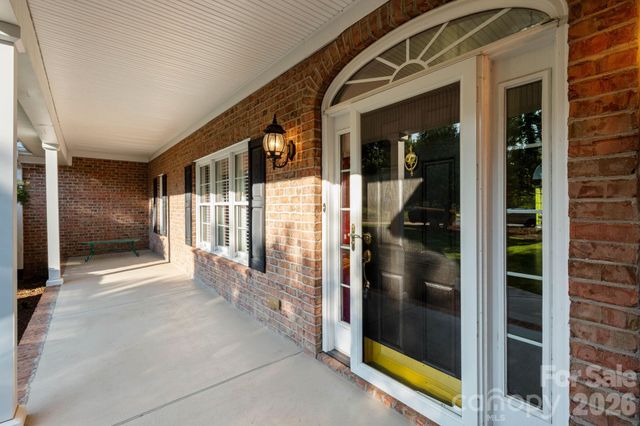 1851 29th Avenue Place NE, Hickory, NC 28601