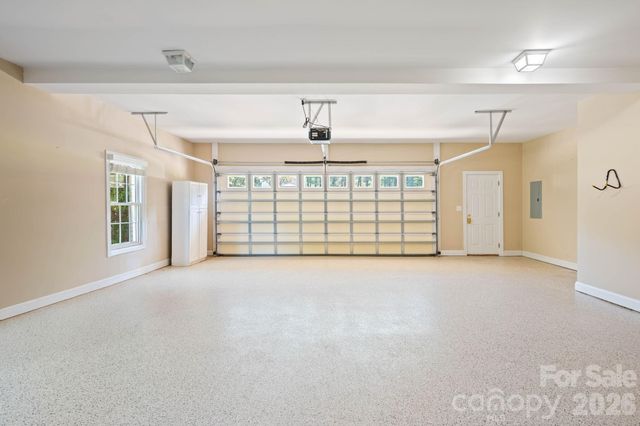 1851 29th Avenue Place NE, Hickory, NC 28601