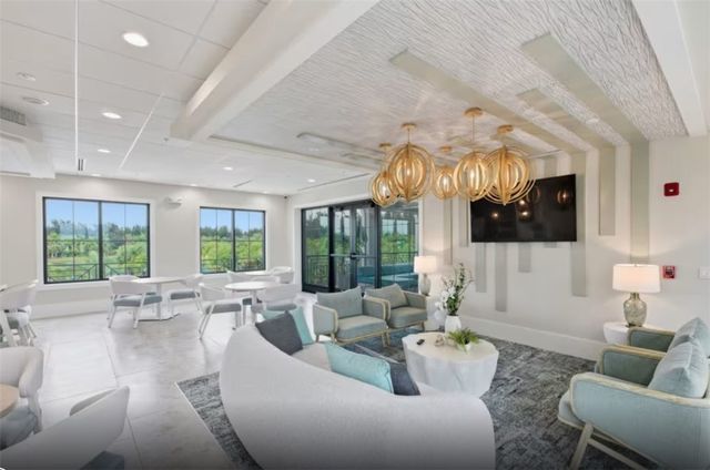 8436 Pequod Avenue CEDAR 123, Vero Beach, FL 32967