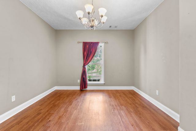 794 WILLIAMSBURG DR, Atoka, TN 38004