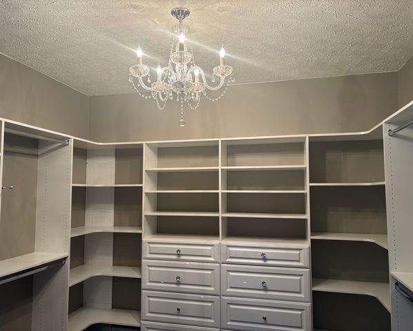 794 WILLIAMSBURG DR, Atoka, TN 38004