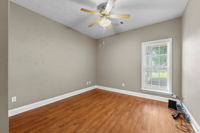 794 WILLIAMSBURG DR, Atoka, TN 38004