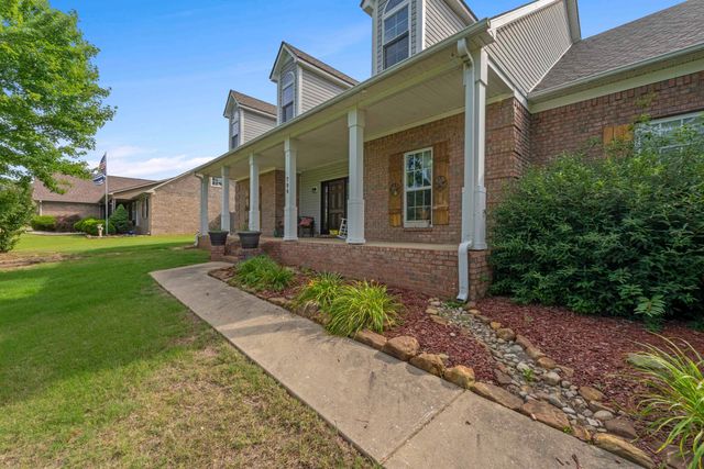 794 WILLIAMSBURG DR, Atoka, TN 38004
