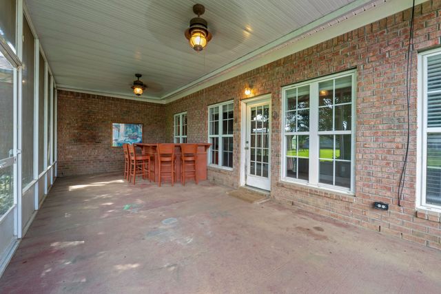 794 WILLIAMSBURG DR, Atoka, TN 38004
