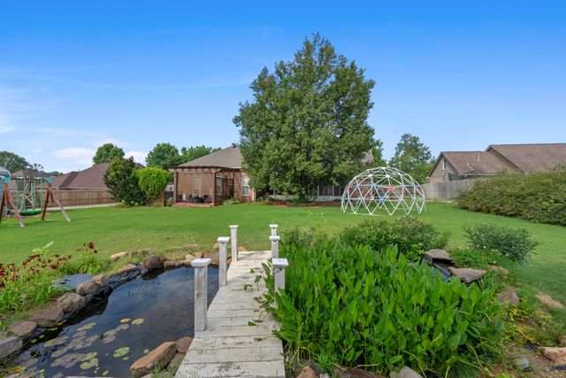 794 WILLIAMSBURG DR, Atoka, TN 38004