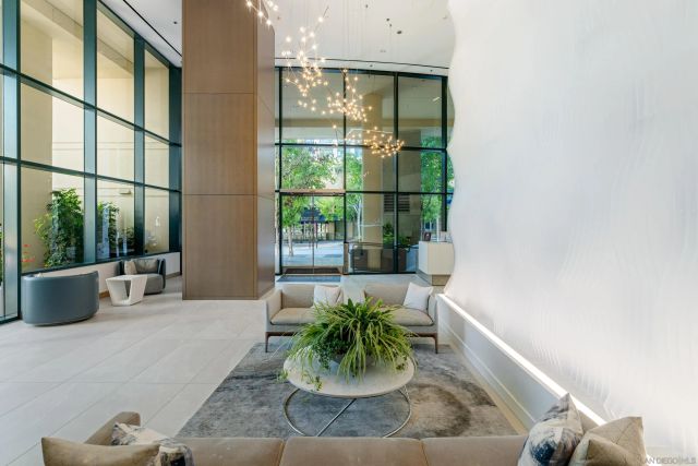 555 Front St 303, San Diego, CA 92101