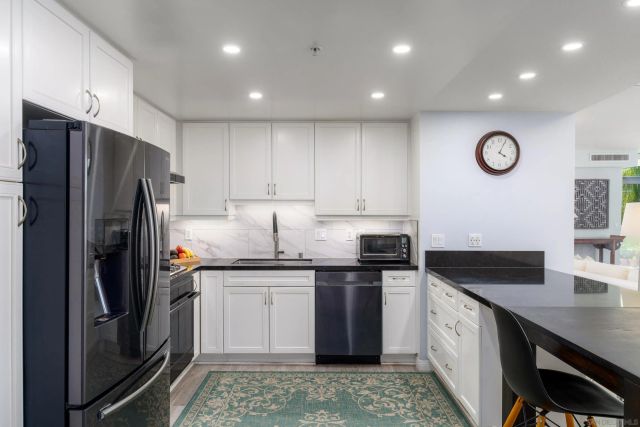 555 Front St 303, San Diego, CA 92101