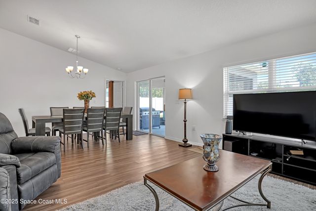 1028 Corbin Circle SW, Palm Bay, FL 32908