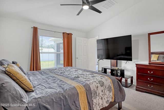 1028 Corbin Circle SW, Palm Bay, FL 32908