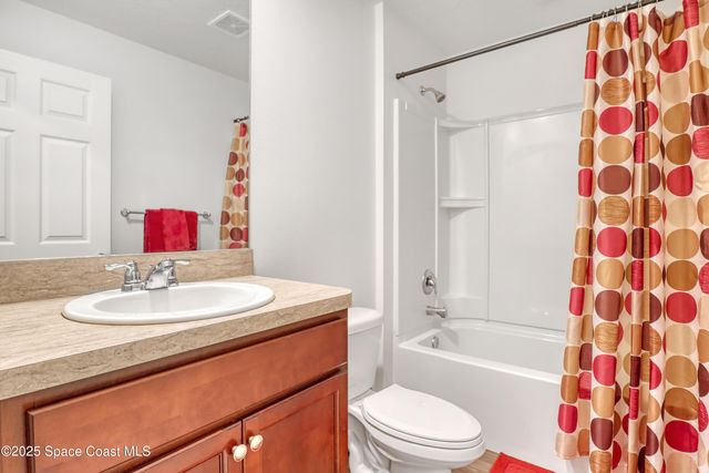 1028 Corbin Circle SW, Palm Bay, FL 32908