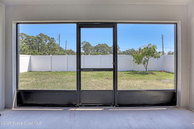 1028 Corbin Circle SW, Palm Bay, FL 32908