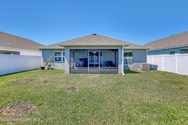 1028 Corbin Circle SW, Palm Bay, FL 32908