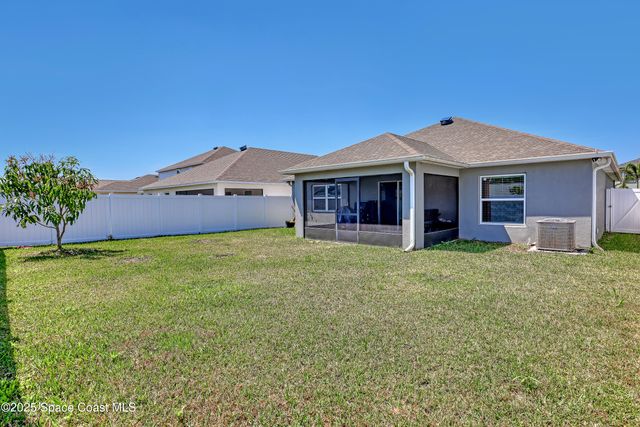 1028 Corbin Circle SW, Palm Bay, FL 32908