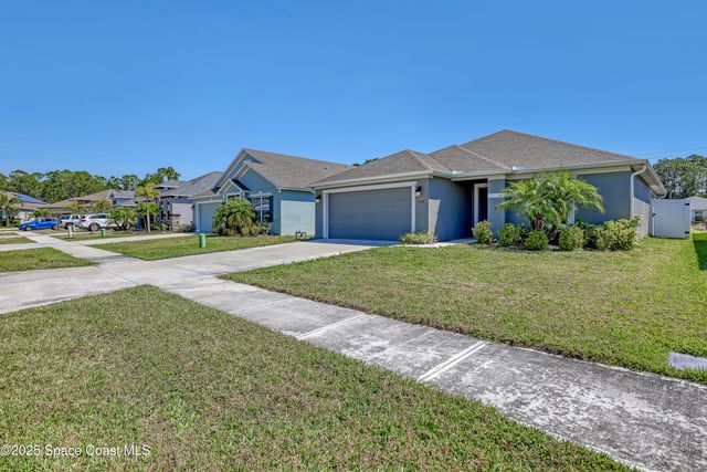 1028 Corbin Circle SW, Palm Bay, FL 32908