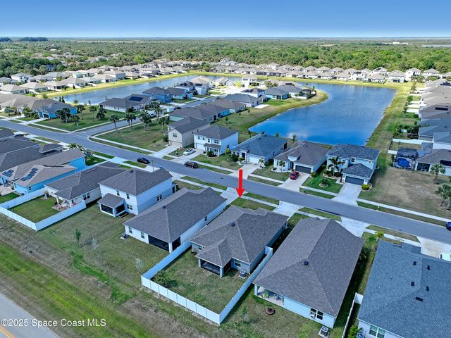 1028 Corbin Circle SW, Palm Bay, FL 32908