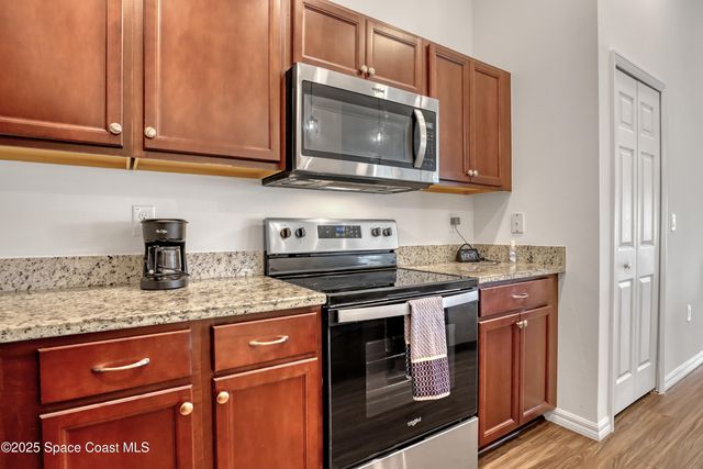 1028 Corbin Circle SW, Palm Bay, FL 32908