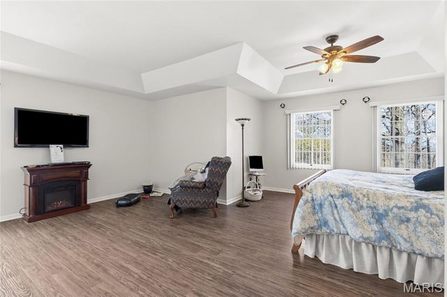 2954 Finestown Road, St Louis, MO 63129