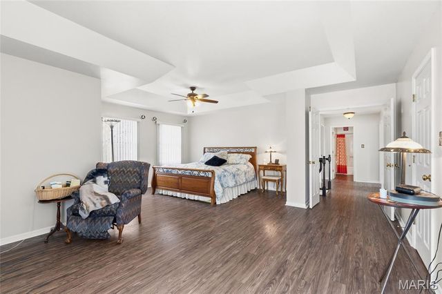 2954 Finestown Road, St Louis, MO 63129