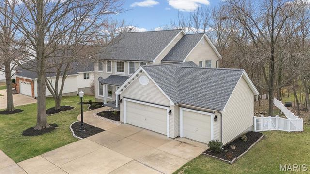 2954 Finestown Road, St Louis, MO 63129