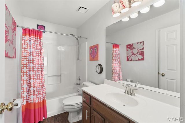 2954 Finestown Road, St Louis, MO 63129