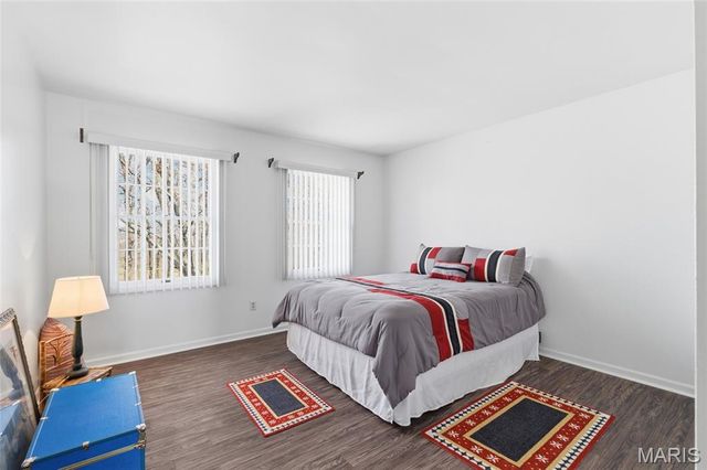 2954 Finestown Road, St Louis, MO 63129