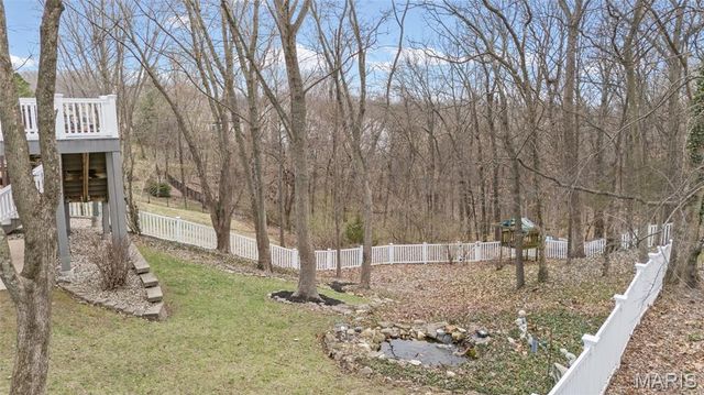 2954 Finestown Road, St Louis, MO 63129