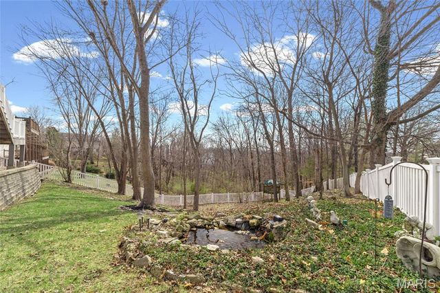 2954 Finestown Road, St Louis, MO 63129