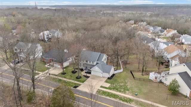 2954 Finestown Road, St Louis, MO 63129