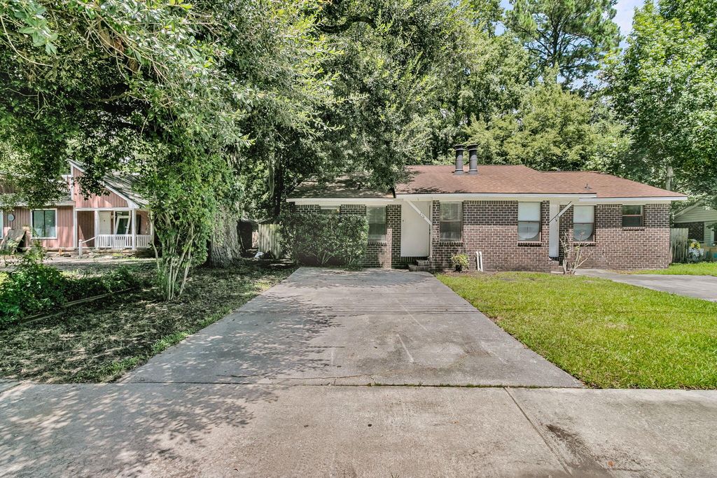216 Parlor Drive A, Ladson, SC 29456