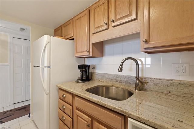 2830 Shore Dr Apt 308, Virginia Beach, VA 23451