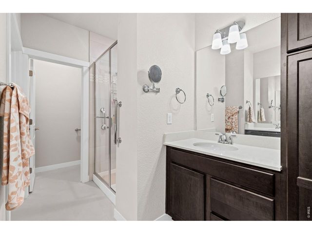 330 High Point Dr B-103, Longmont, CO 80504