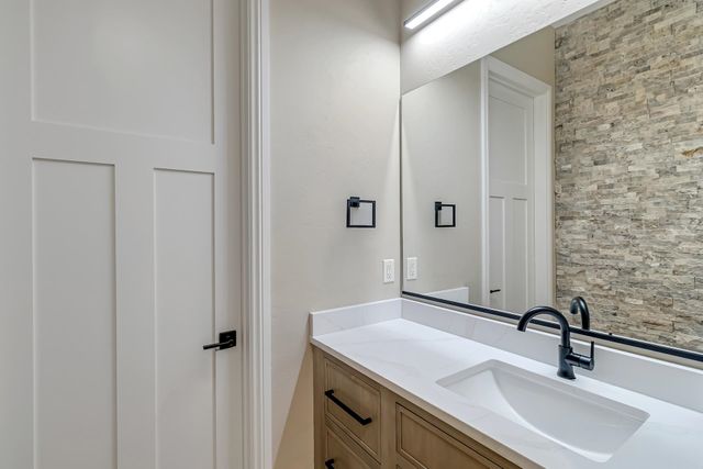 2190 George Dewey Drive, Grand Junction, CO 81505