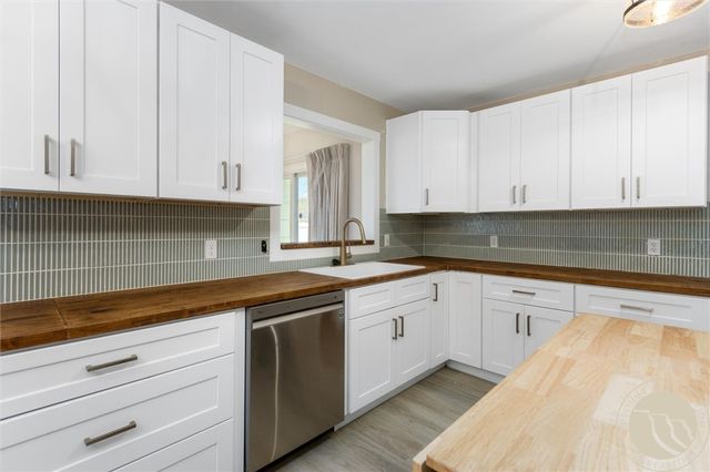 2112 Hoover Avenue, Billings, MT 59102