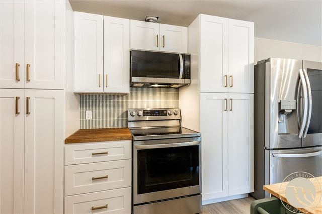2112 Hoover Avenue, Billings, MT 59102