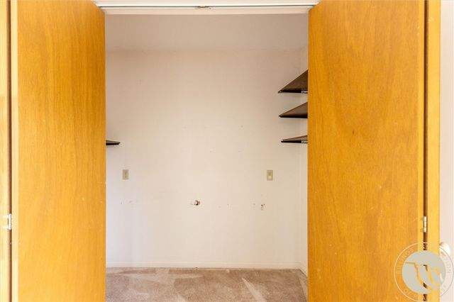 2112 Hoover Avenue, Billings, MT 59102