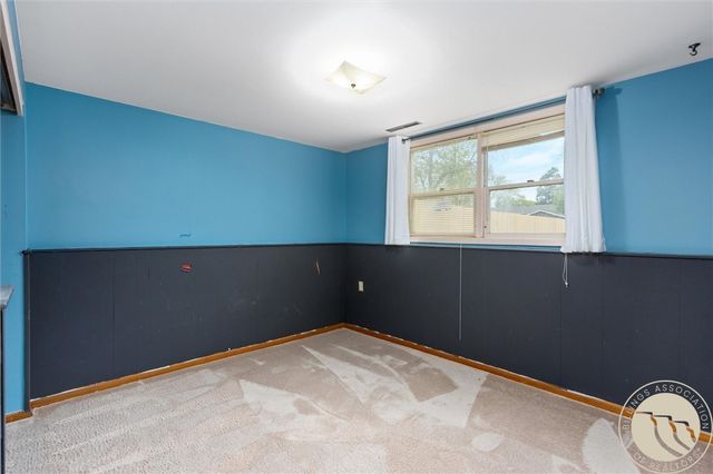 2112 Hoover Avenue, Billings, MT 59102