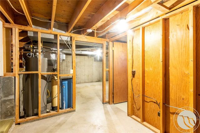 2112 Hoover Avenue, Billings, MT 59102