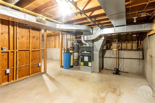 2112 Hoover Avenue, Billings, MT 59102