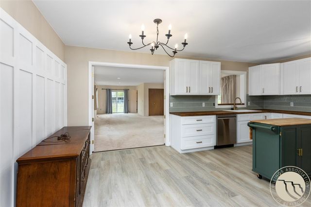 2112 Hoover Avenue, Billings, MT 59102