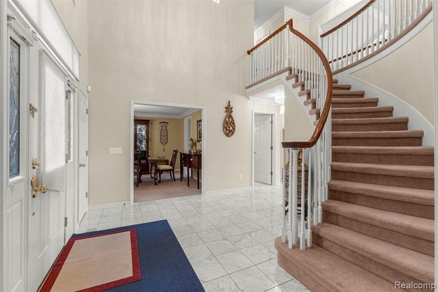 30060 Bristol Lane, Bingham Farms, MI 48025