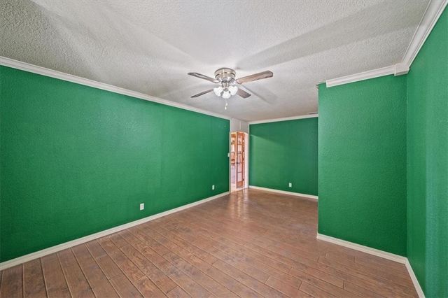 22599 Fall Leaf Drive, Linwood, KS 66052