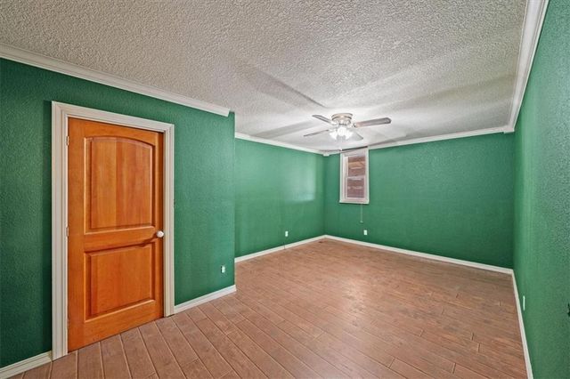 22599 Fall Leaf Drive, Linwood, KS 66052