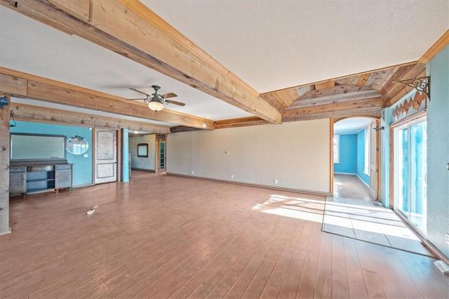 22599 Fall Leaf Drive, Linwood, KS 66052