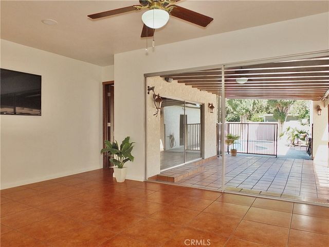 6336 California Avenue, Long Beach, CA 90805