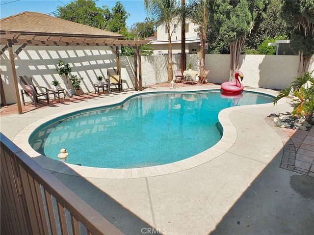 6336 California Avenue, Long Beach, CA 90805