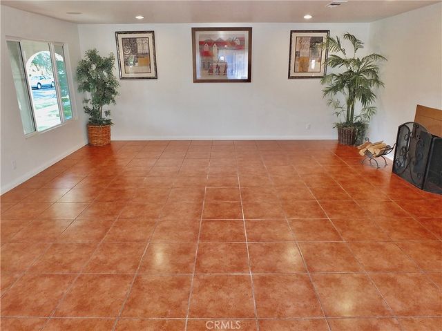 6336 California Avenue, Long Beach, CA 90805