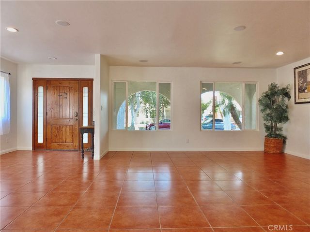 6336 California Avenue, Long Beach, CA 90805