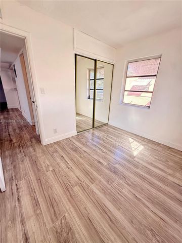 1824 NW 25th Ave, Fort Lauderdale, FL 33311